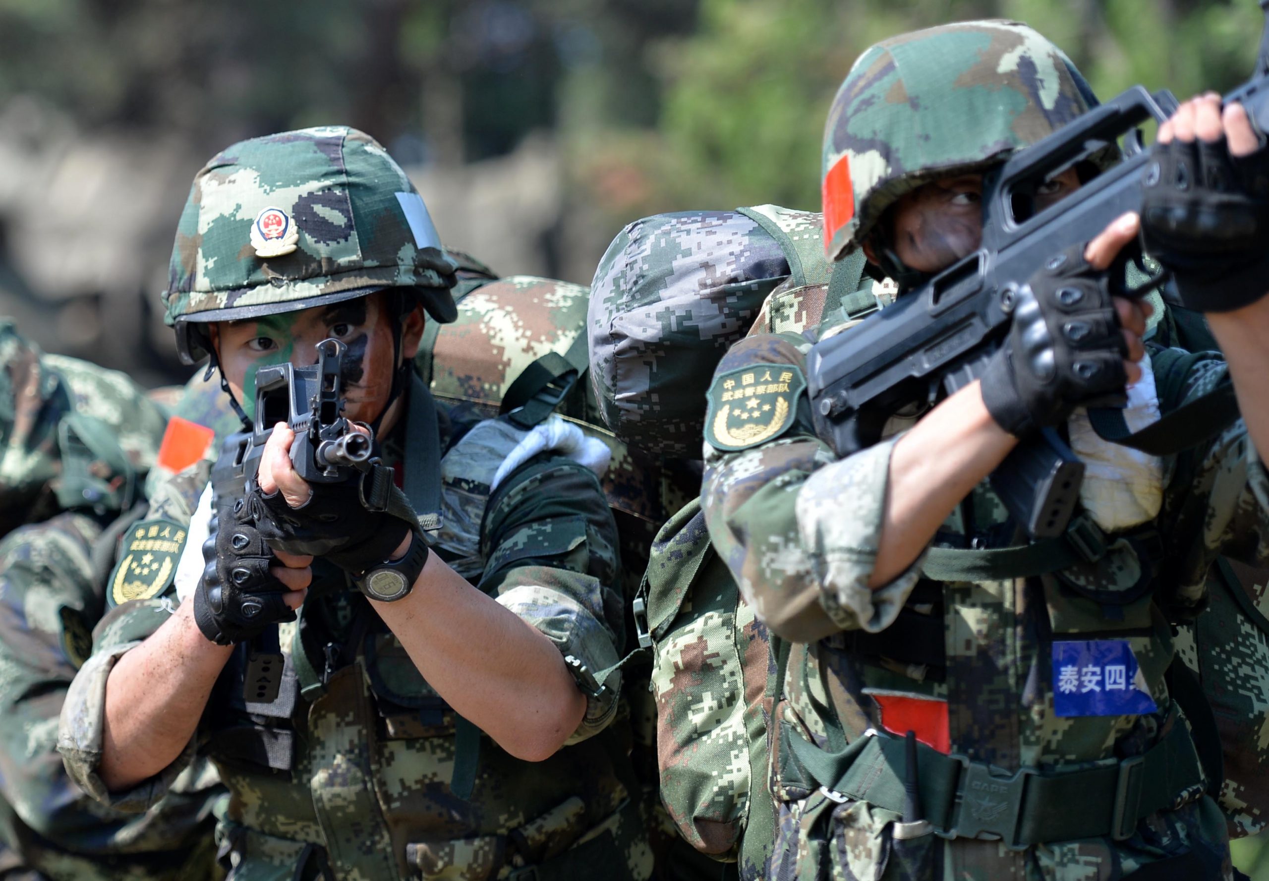 Un'esercitazione delle forze armate cinesi nella provincia di Shandong (LaPresse)