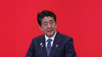 Il primo ministro giapponese Shinzo Abe (LaPresse)