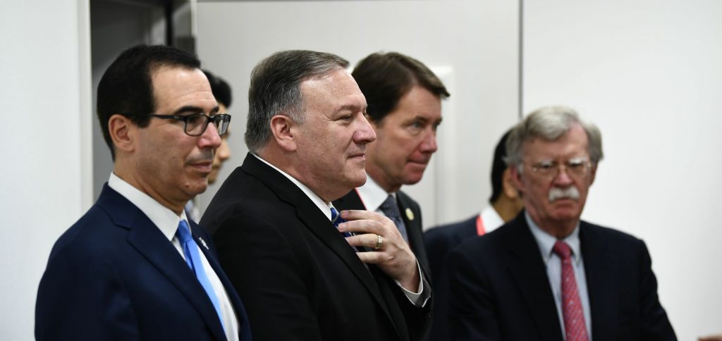 Mnuchin, Pompeo e Bolton