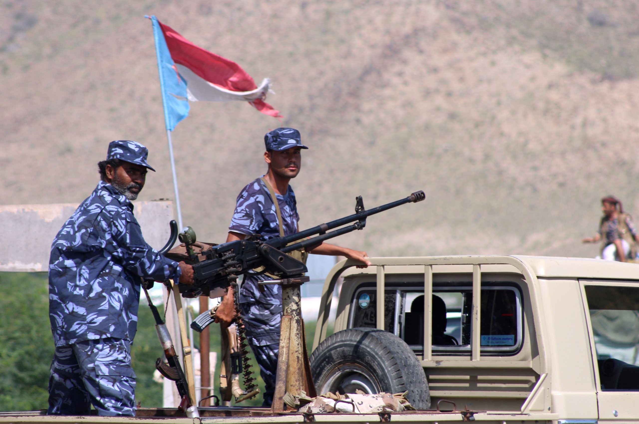 Forze di sicurezza yemenite schierate contro Aqap (LaPresse)