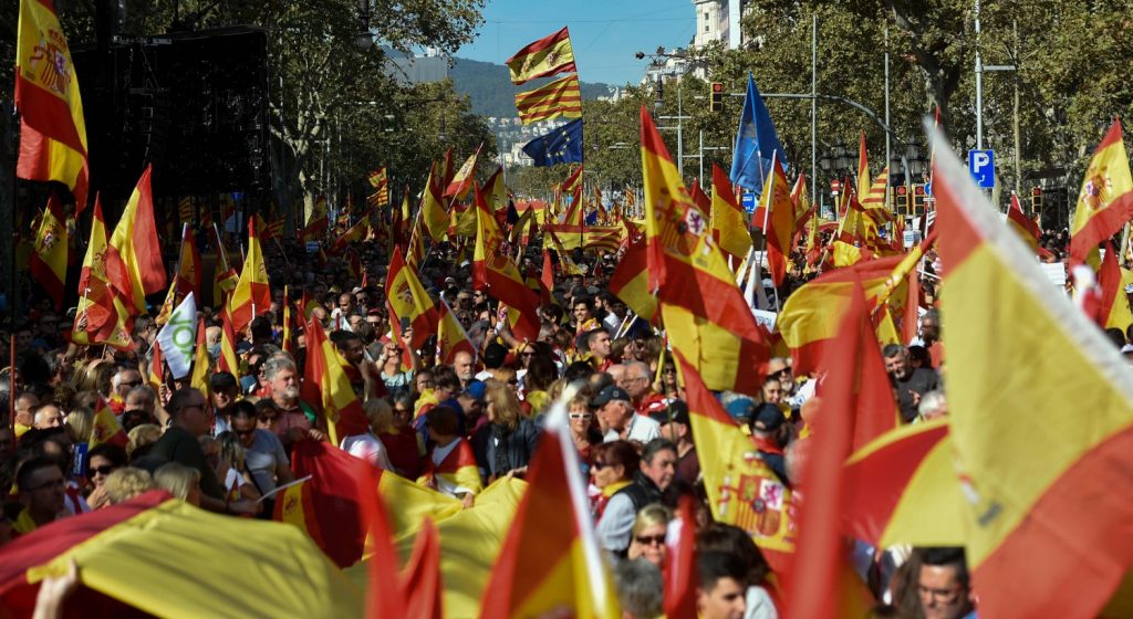 Manifestazione unionisti spagnoli a Barcellona