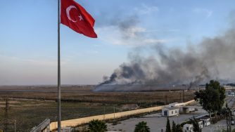 Raid della Turchia contro i curdi in Siria (LaPresse)