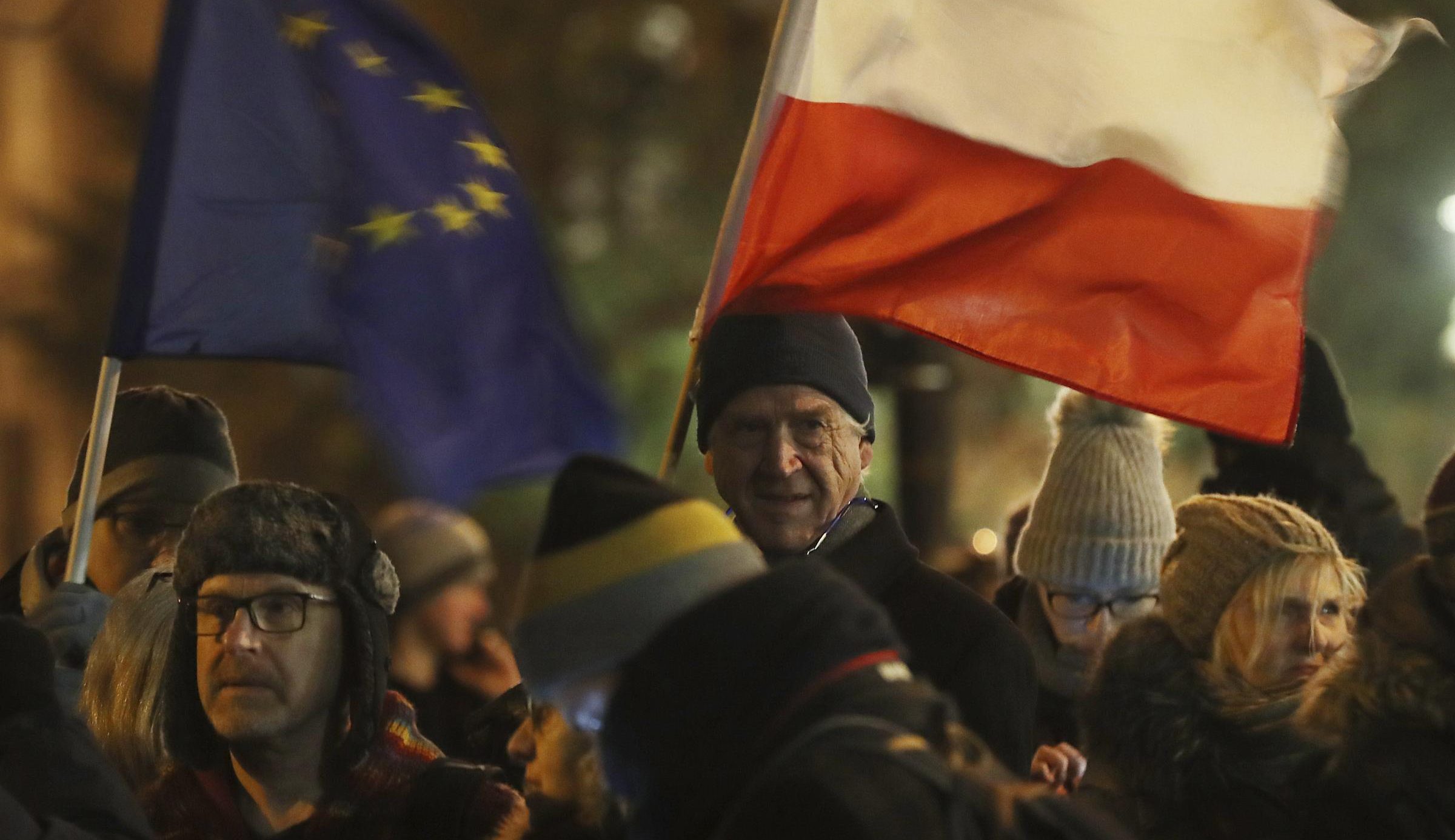 Polonia riforme gente in piazza (La Presse)