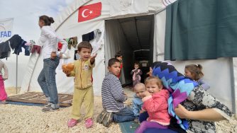 Rifugiati siriani in Turchia (LaPresse)