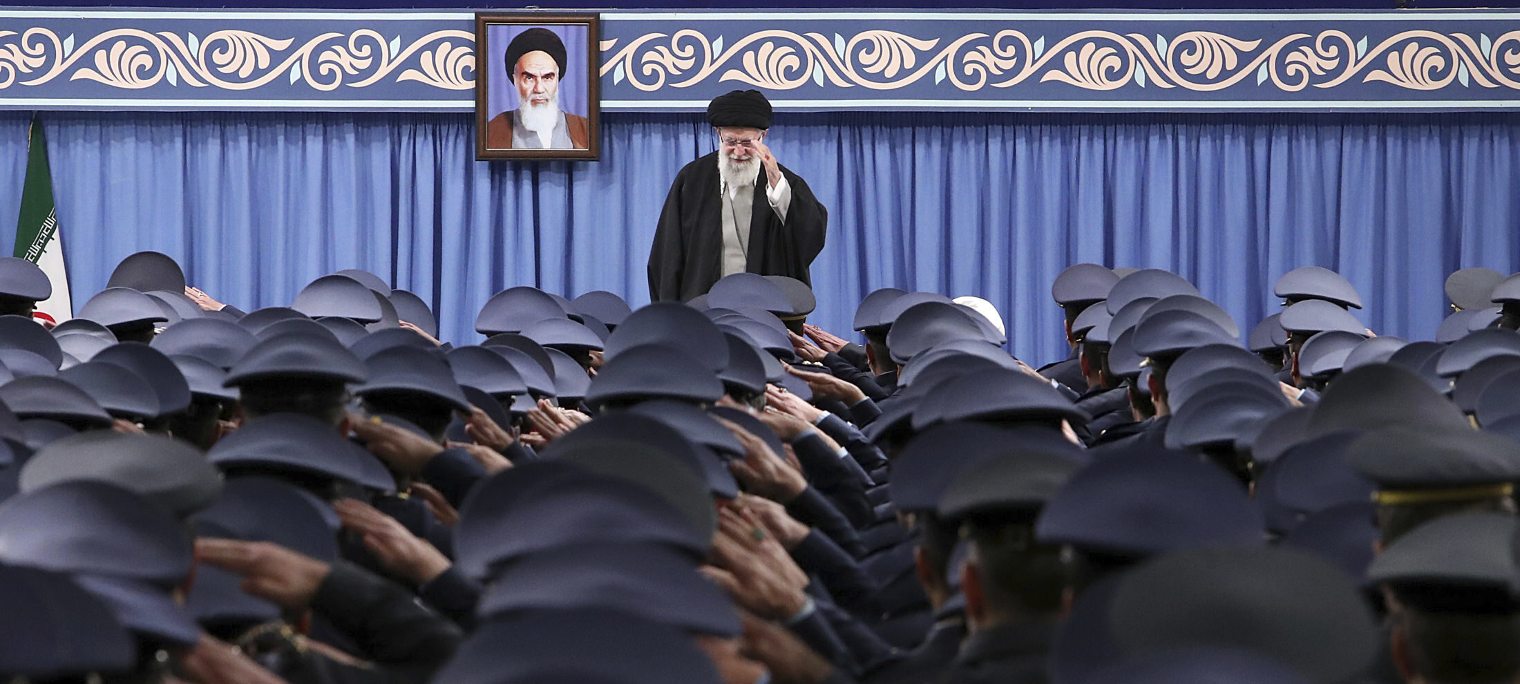 L'ayatollah Ali Khamenei (LaPresse)