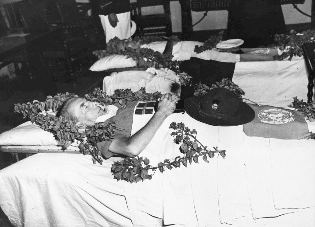 Il corpo di Folke Bernadotte, dopo esser stato ucciso il 17 settembre 1948 (LaPresse)