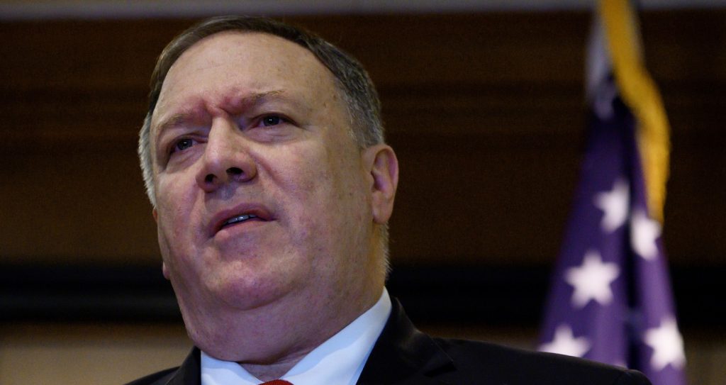 Pompeo in tour