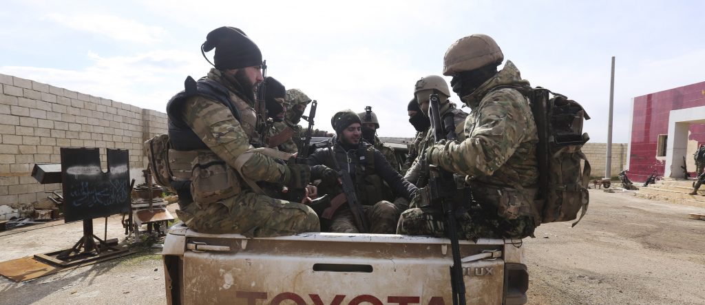 Siria attacca posizioni turche a Idlib, l’esercito turco rispondeSiria attacca posizioni turche a Idlib, l’esercito turco risponde