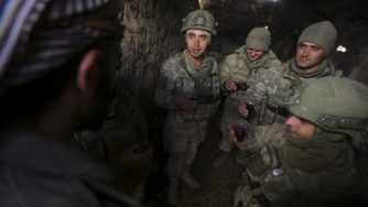 Truppe turche a Idlib (LaPresse)