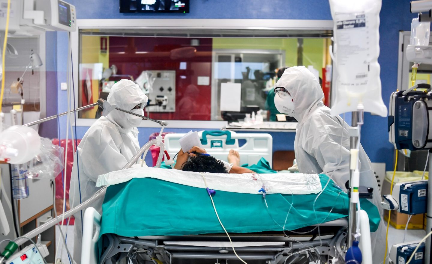 Ospedale reparto terapia coronavirus (La Presse)