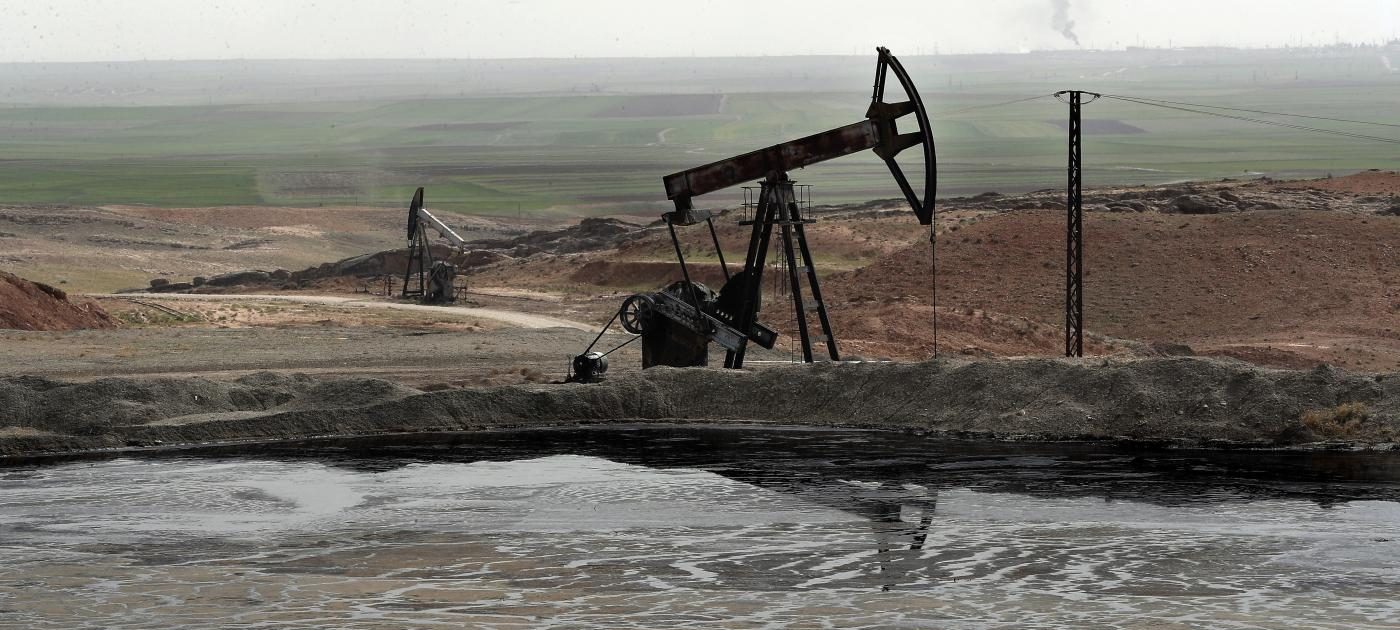 Siria, campo di petrolio (La Presse)