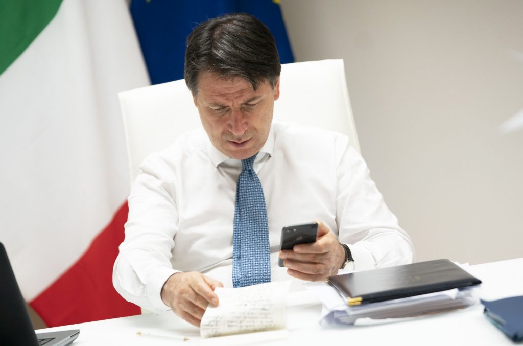 Giuseppe Conte al Consiglio europeo straordinario