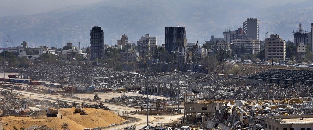 Libano, nubi tossiche e rischio amianto a Beirut dopo l’esplosione (La Presse)
