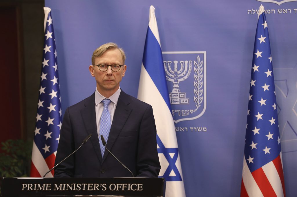 Netanyahu in conferenza con Brian Hook a Gerusalemme