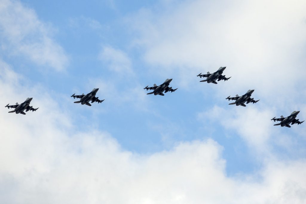 F-16 americani (La Presse)