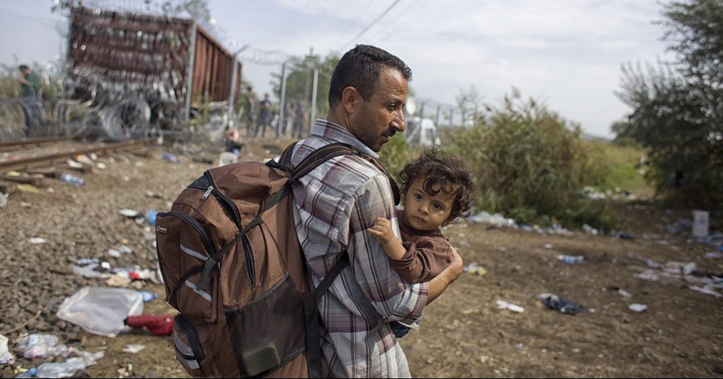 Ungheria, migranti cercano di raggiungere la Germania