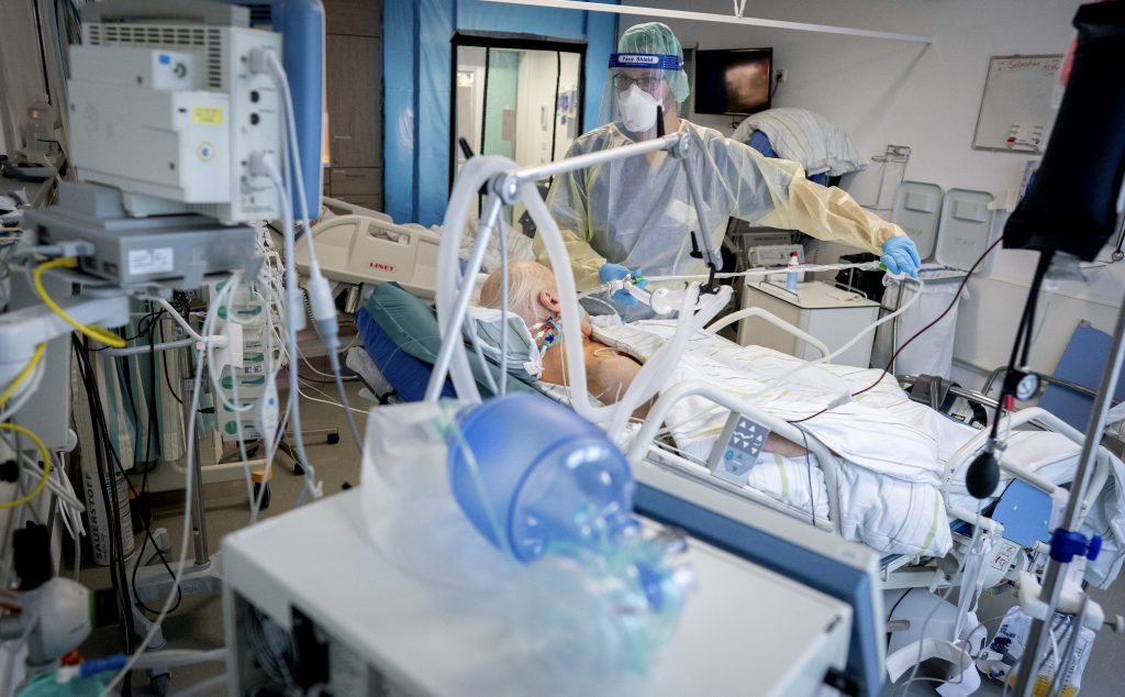 Un Covid hospital (LaPresse)