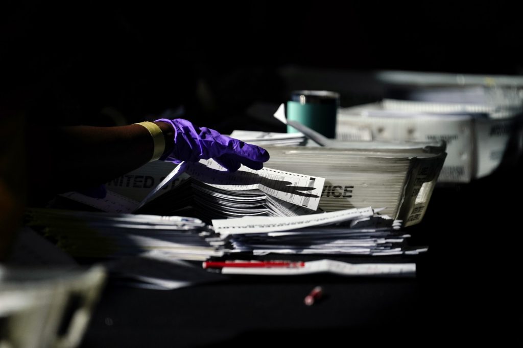 Elezioni Usa 2020, il conteggio dei voti (La Presse)