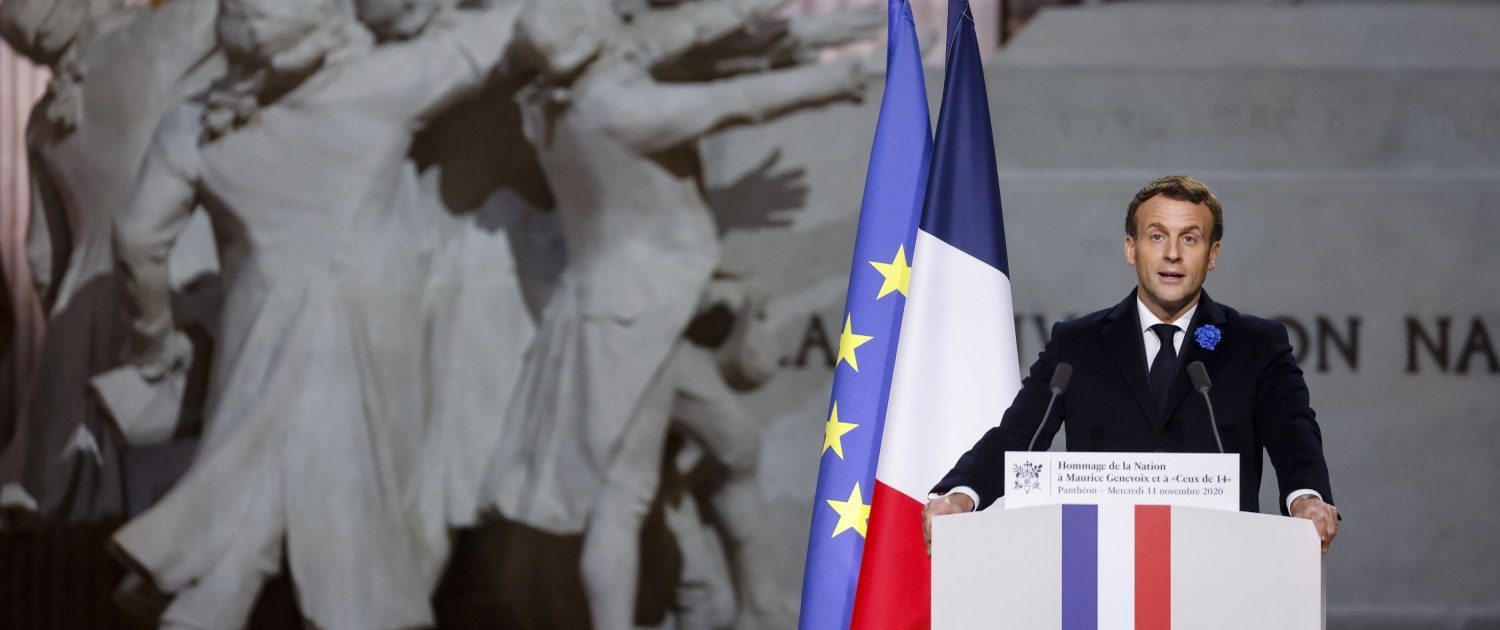 Emmanuel Macron celebra ricordo armistizio (La Presse)