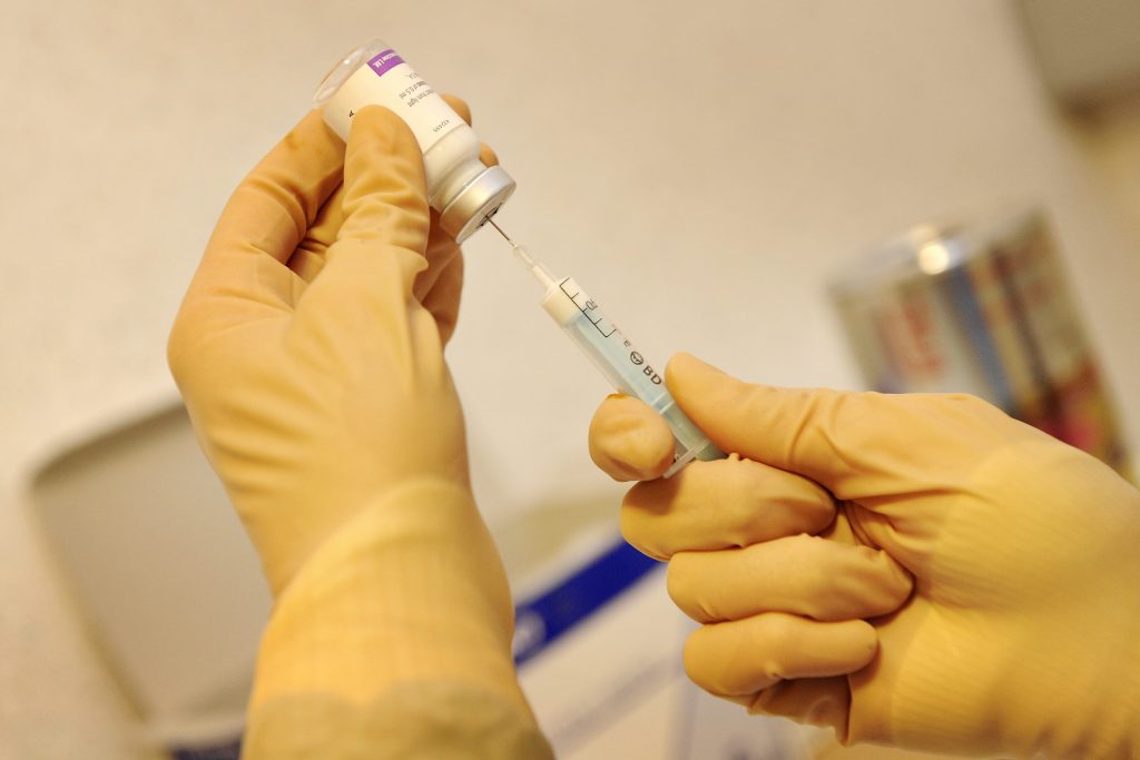 Vaccinazione influenza suina (La Presse)