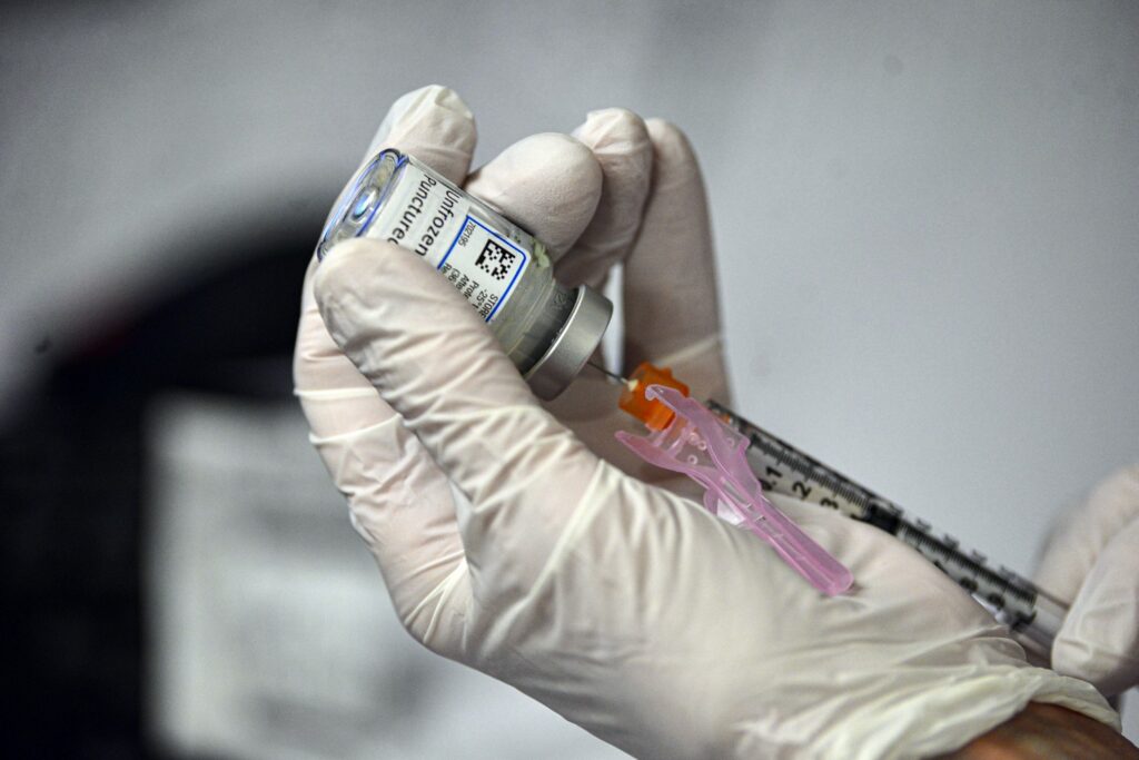 Vaccino Moderna (La Presse)