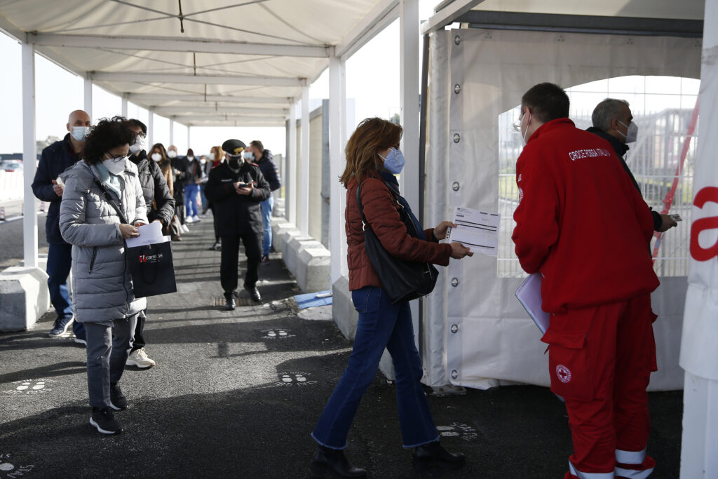 campagna vaccinale e andamento casi