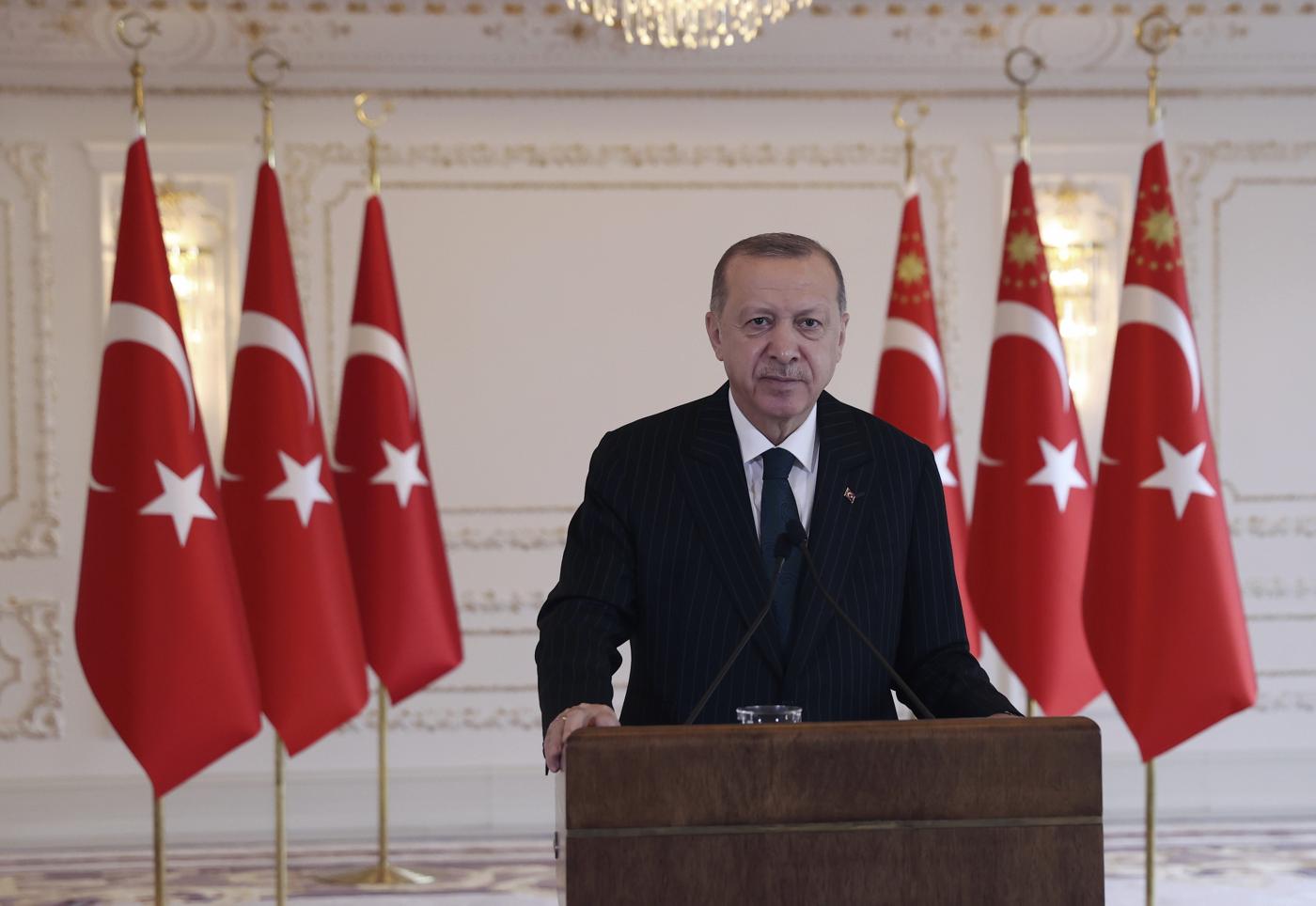 Recep Tayyip Erdogan bandiere Turchia (La Presse)