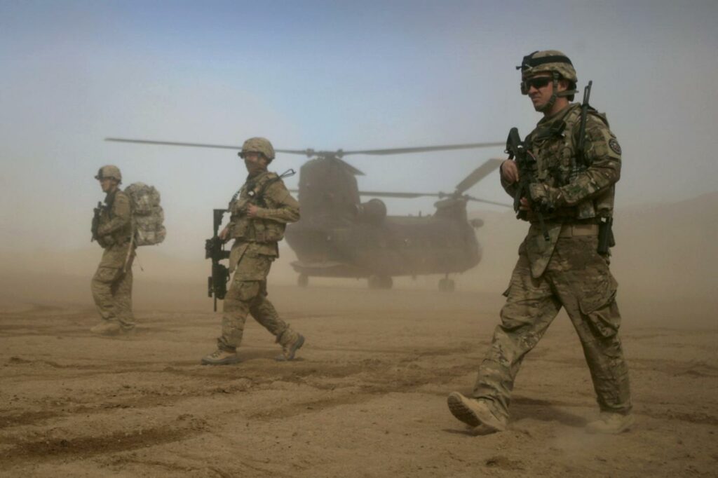Soldati Usa in Afghanistan nella missione Isaf (La Presse)