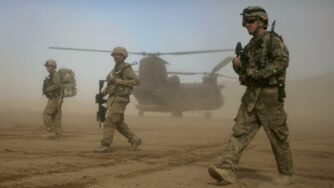 Soldati Usa in Afghanistan nella missione Isaf (La Presse)