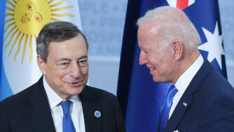 Joe Biden e Mario Draghi (LaPresse)
