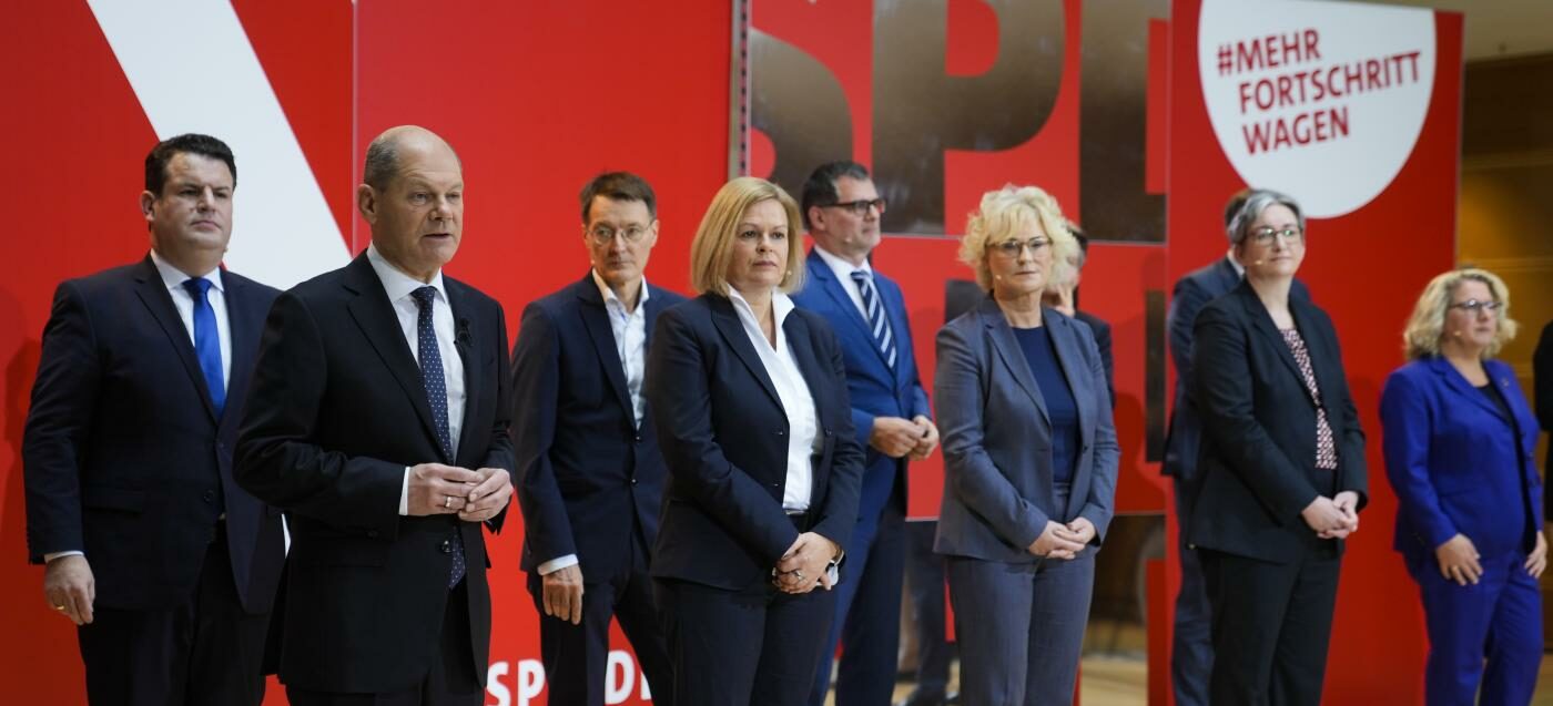 Berlino, neo cancelliere Olaf Scholz presenta i ministri SPD per il nuovo governo tedesco (La Presse)