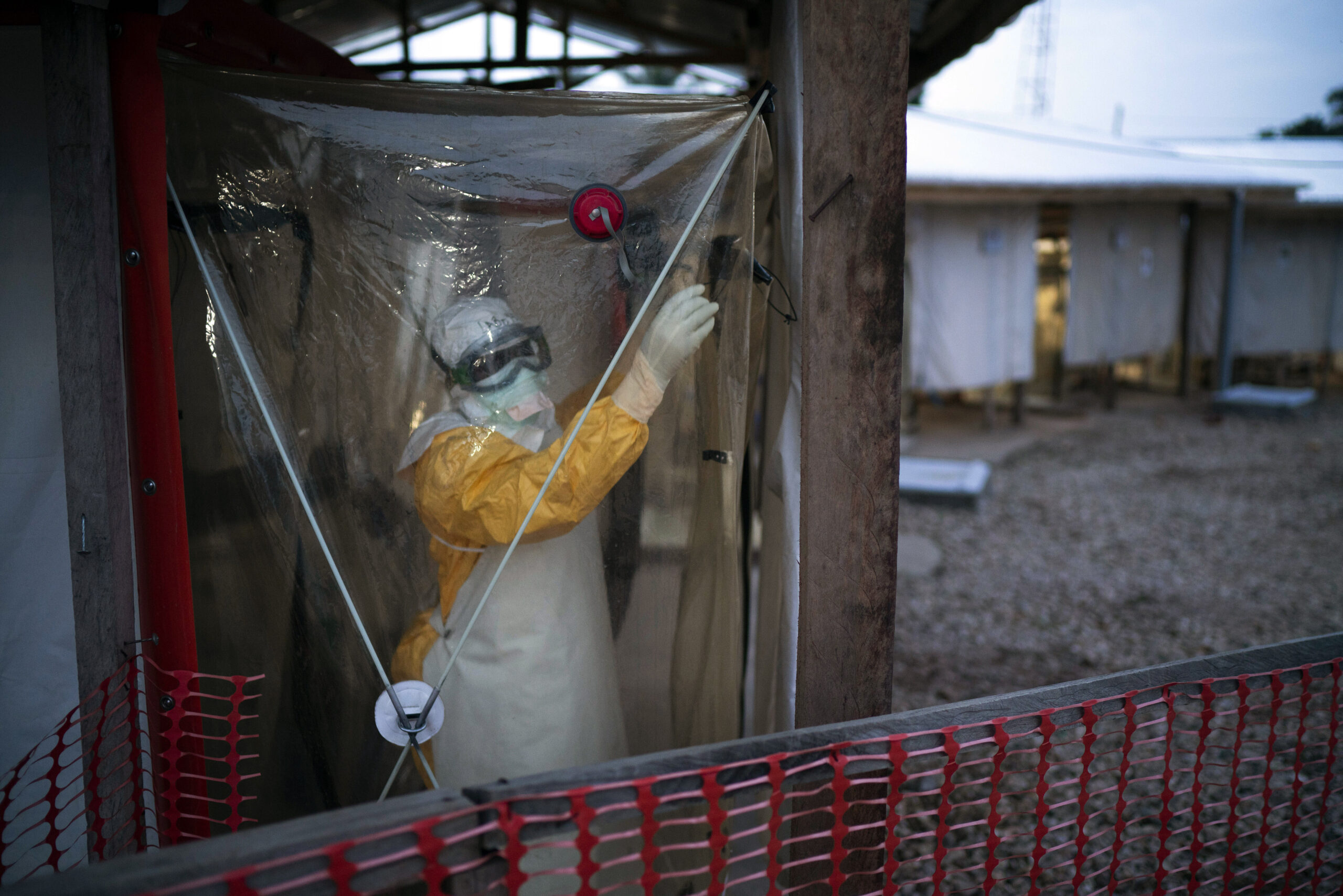 Nuova epidemia di Ebola in Congo, il virus riemerge nella provincia del Kasai