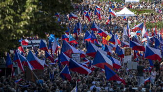 Praga, protesta contro il governo (ANSA)