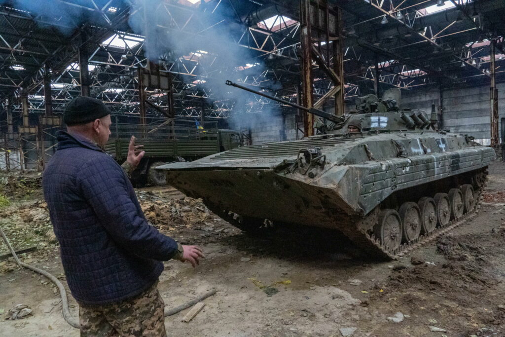 carro armato russo in Ucraina (ANSA)