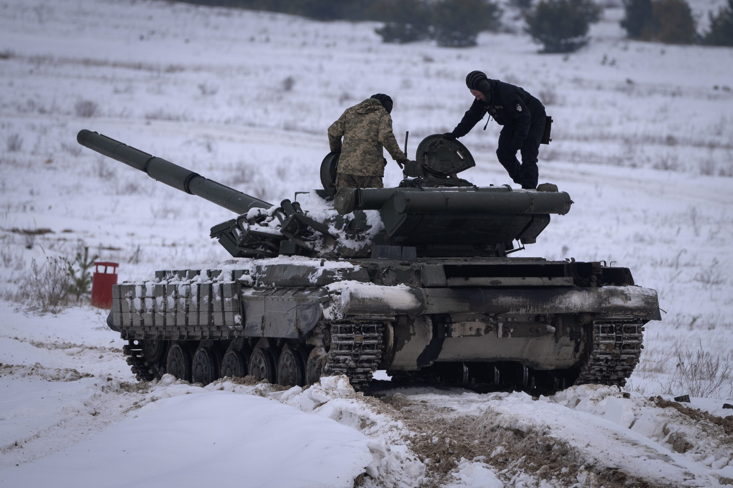 Russia e Ucraina viste al fronte: Mosca perde uomini e mezzi ma Kiev non può vincere la guerra