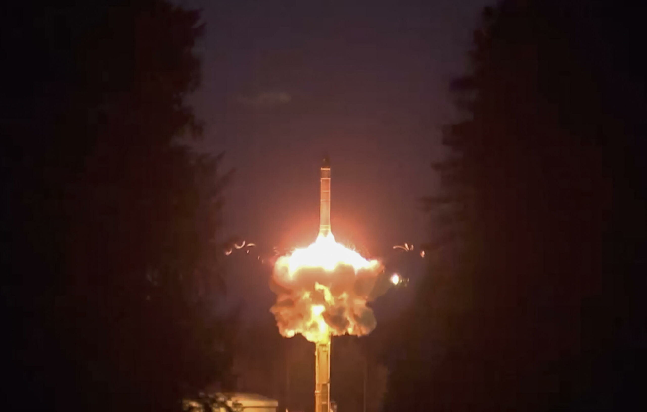mosca continua a modernizzare il suo arsenale nucleare da It.insideover.com mosca continua a modernizzare il suo arsenale nucleare