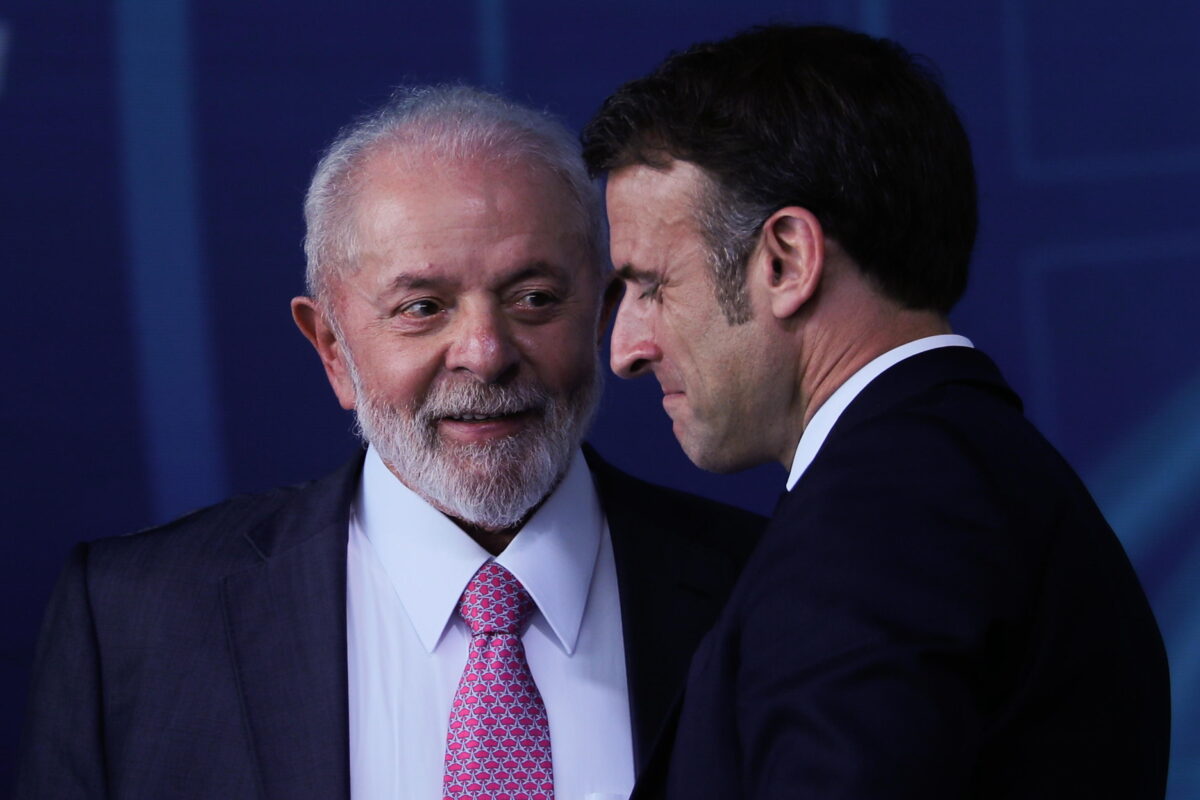 Macron da Lula alla ricerca di un nuovo ponte per l’Africa