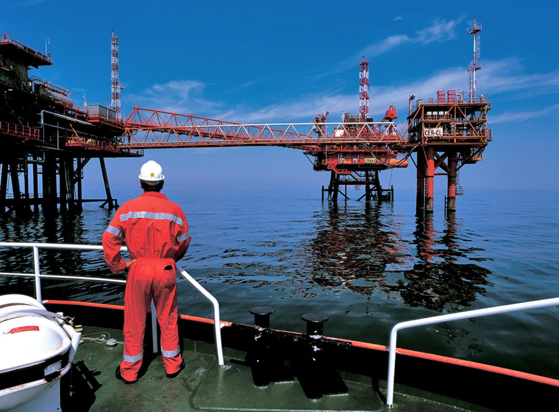 petrolio assedio russo saudita agli usa produzione su per mettere ko lo shale oil