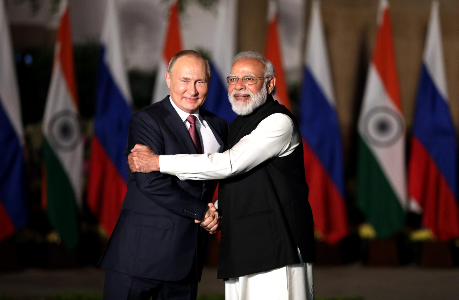 L’India vende proiettili ai Paesi europei che li passano all’Ucraina. E la Russia abbozza