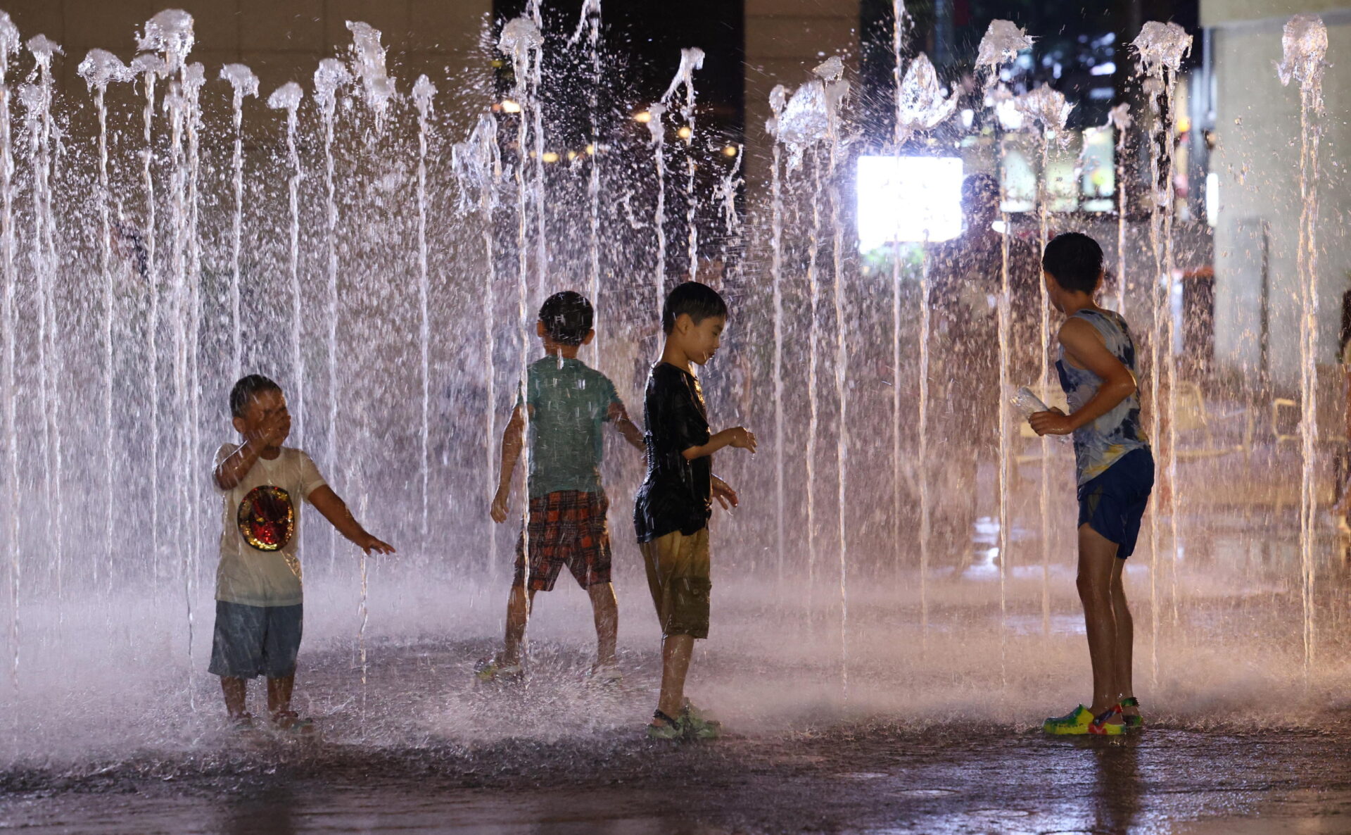 Non si fanno più figli? In Corea del Sud ti pagano per sposarti