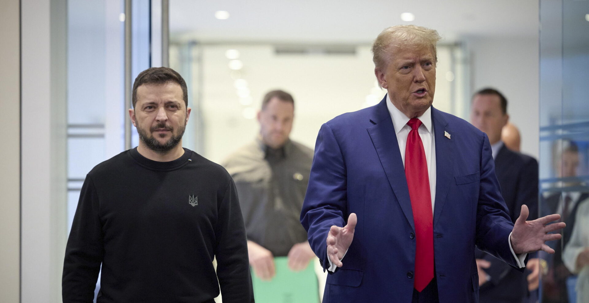 Zelensky da Trump dopo la delusione della Casa Bianca: il futuro dell’Ucraina in bilico