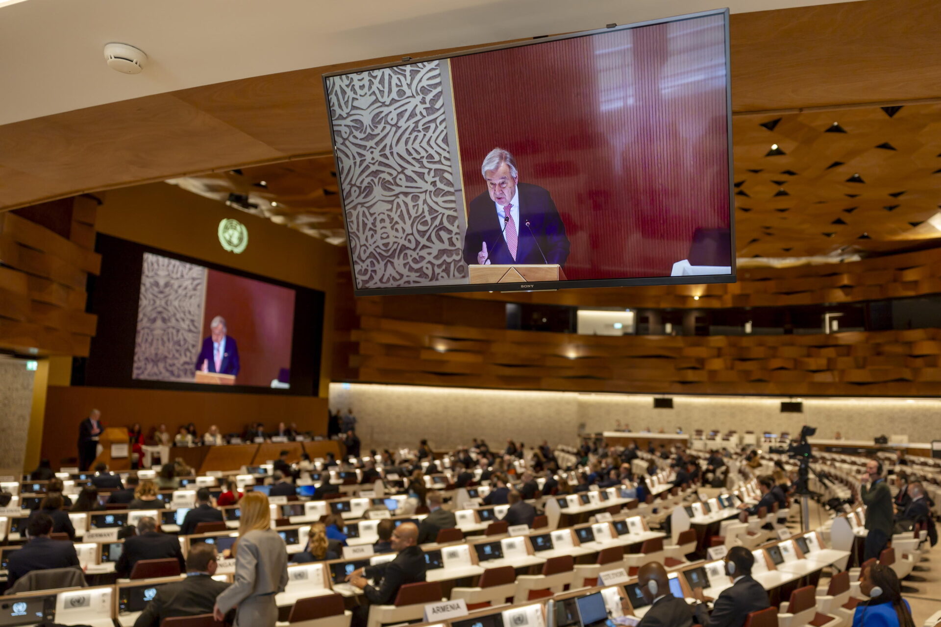 Svolta all’Onu: gli Usa votano con la Russia contro la risoluzione sull’Ucraina