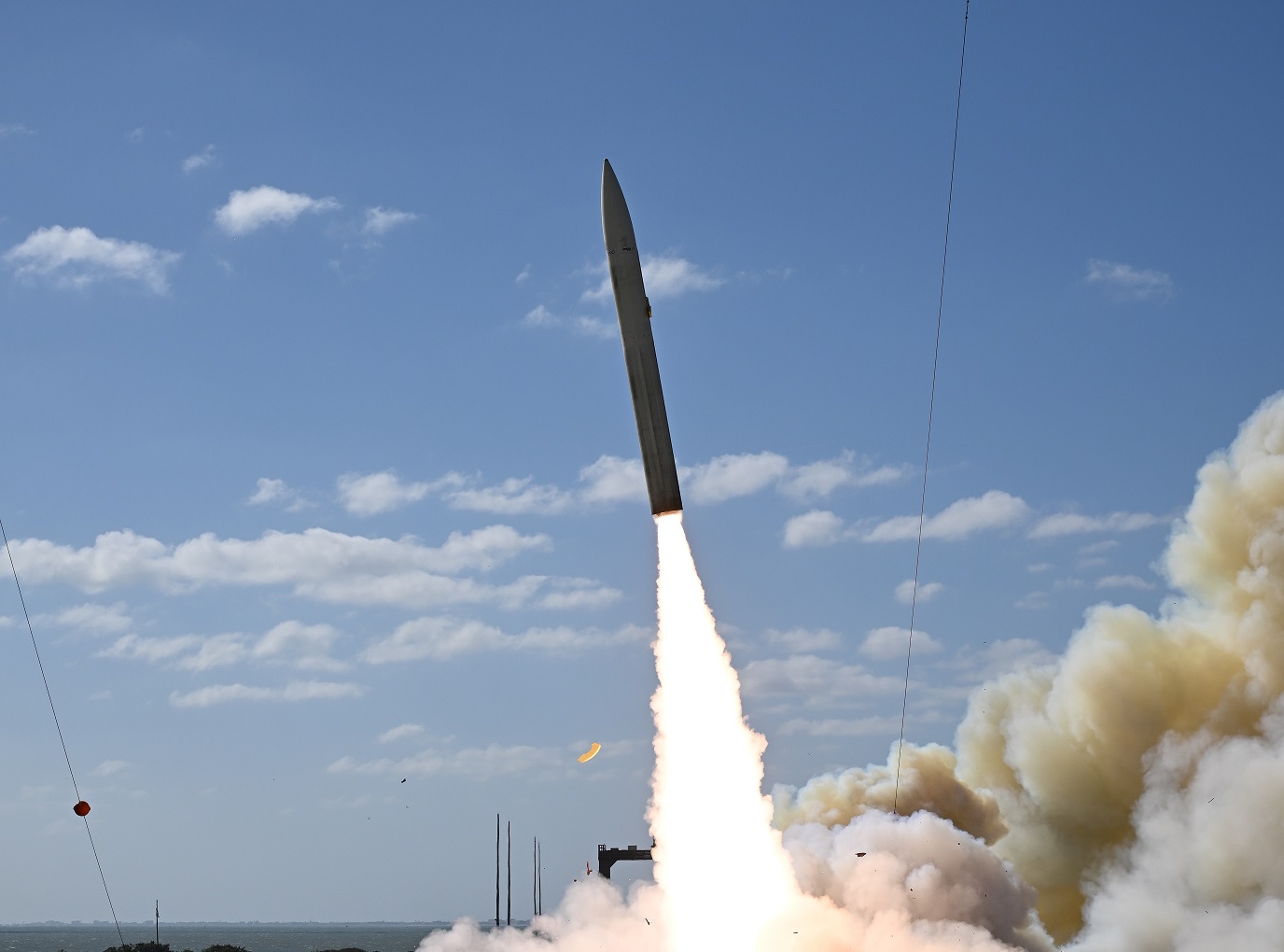 entro la fine del 2025 l u s army potrà schierare il suo primo missile ipersonico da It.insideover.com entro la fine del 2025 l u s army potrà schierare il suo primo missile ipersonico