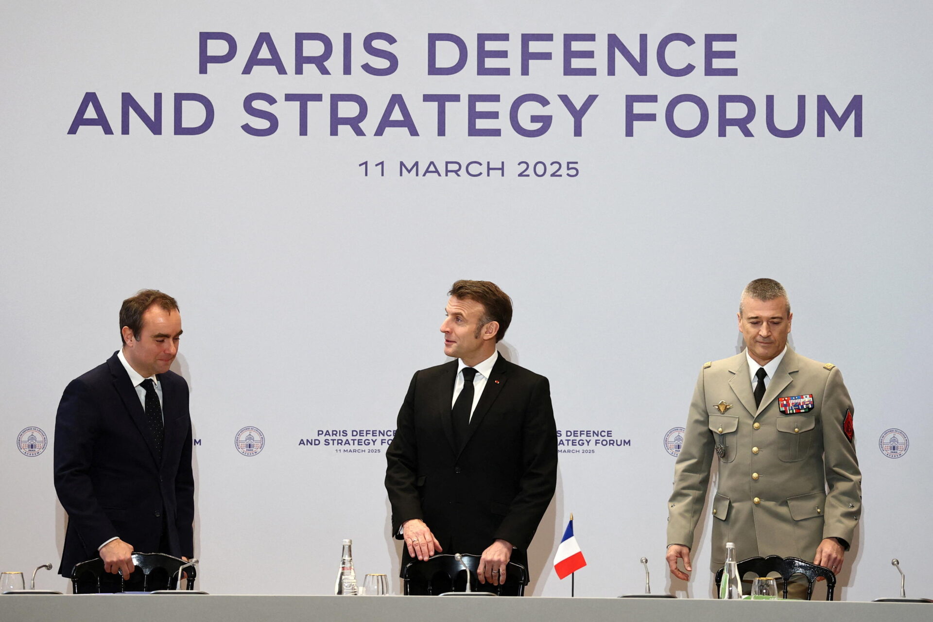 La Francia punta alla maxi spesa militare ma l’unica grandeur è quella del debito La Francia punta alla maxi spesa militare ma l’unica grandeur è quella del debito