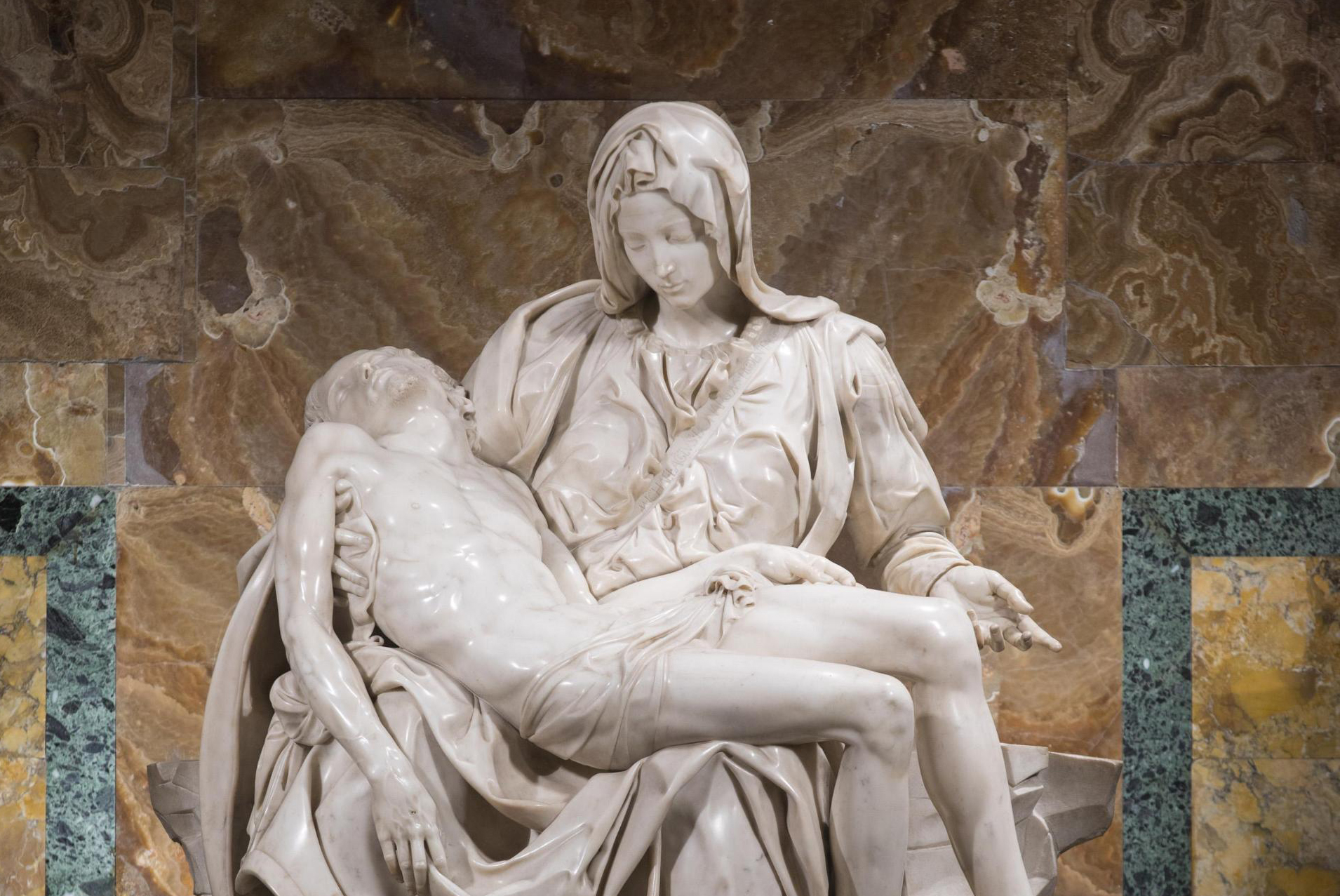 Croce Pietà da It.insideover.com la croce e la pietà la passione della palestina
