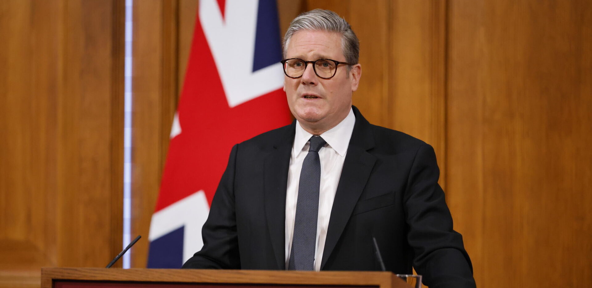 starmer rompe il tabù i laburisti varano la stretta immigrati solo se qualificati da It.insideover.com starmer rompe il tabù i laburisti varano la stretta immigrati solo se qualificati