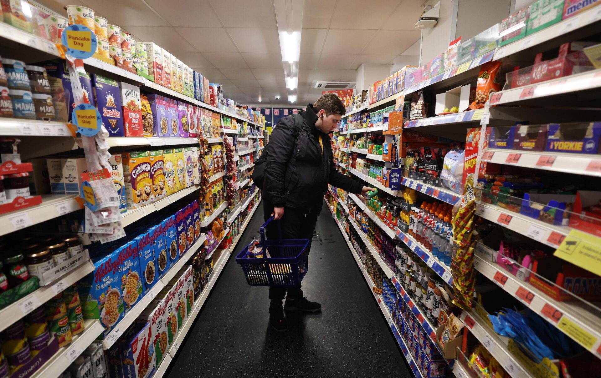 Governare il peso: la lotta all’obesità tra salute pubblica e industria globale Governare il peso: la lotta all’obesità tra salute pubblica e industria globale