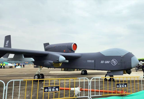Cina: decolla in giugno lo Jiutian, il primo drone che porta cento droni Cina: decolla in giugno lo Jiutian, il primo drone che porta cento droni