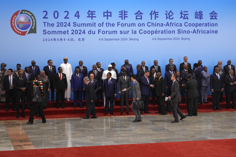 Cina Usa, duello economico per la conquista dell’Africa Cina Usa, duello economico per la conquista dell’Africa