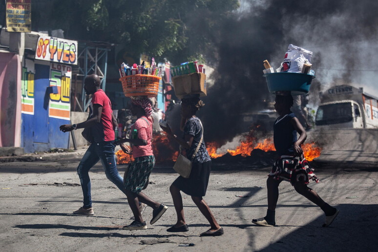 Haiti, prima nazione nera libera della storia, soffocata in culla dall’avidità della Francia Haiti, prima nazione nera libera della storia, soffocata in culla dall’avidità della Francia